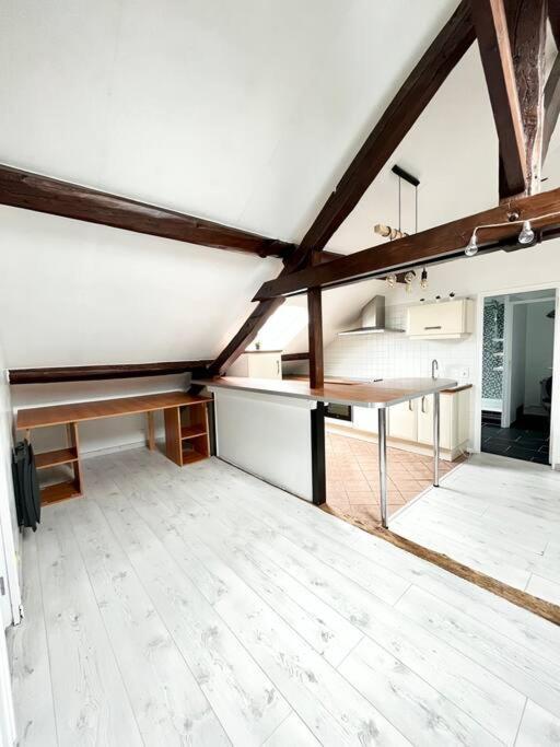 Dubai - Bel Appartement A แร็งส์ ภายนอก รูปภาพ