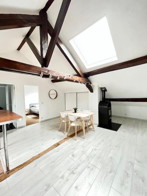 Dubai - Bel Appartement A แร็งส์ ภายนอก รูปภาพ